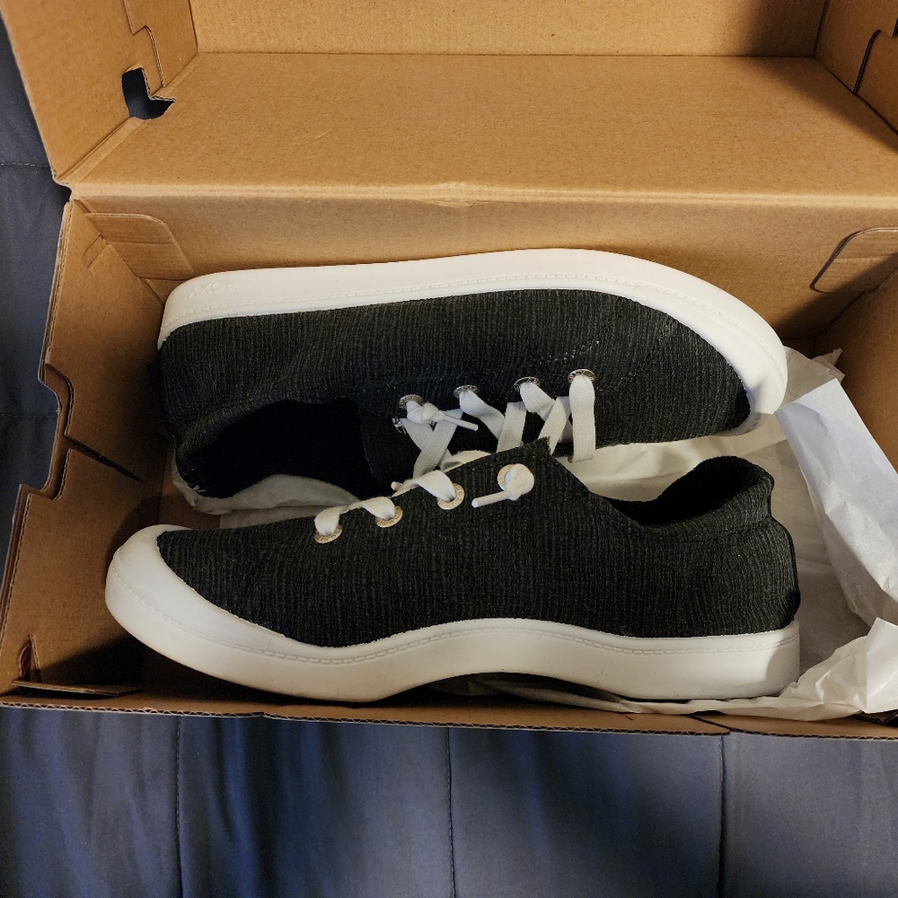 Black and White Casual Sneakers